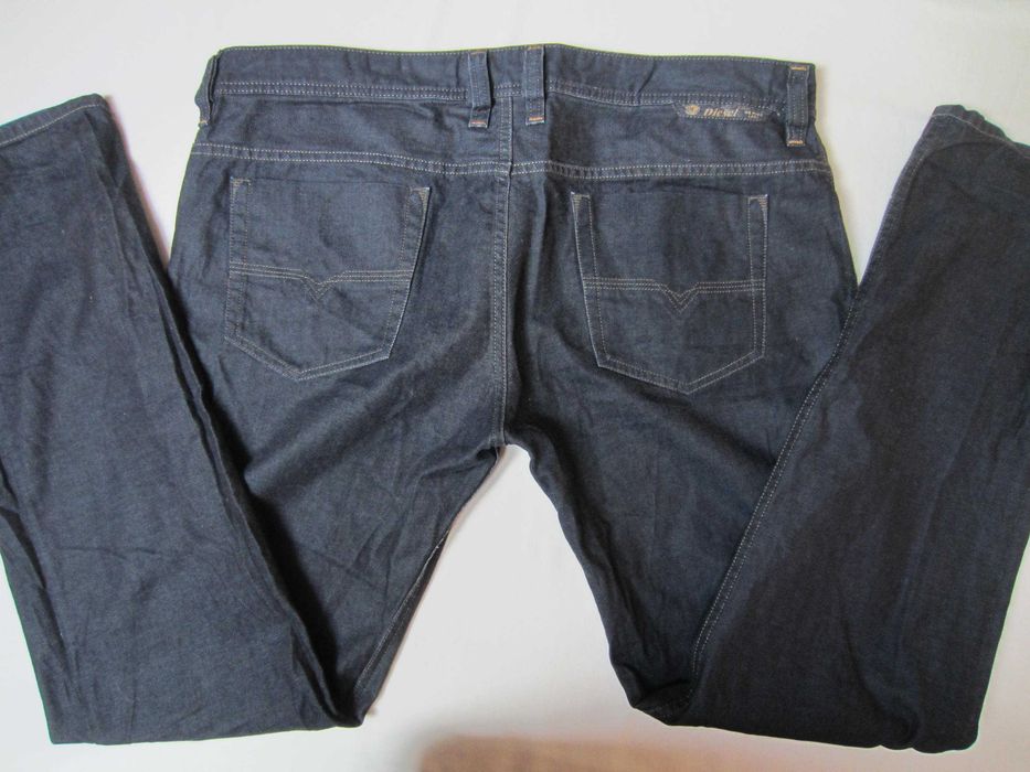 Blugi Diesel Safado,W38 L34,Talie=102cm,Lung=112cm,croiala dreapta,noi