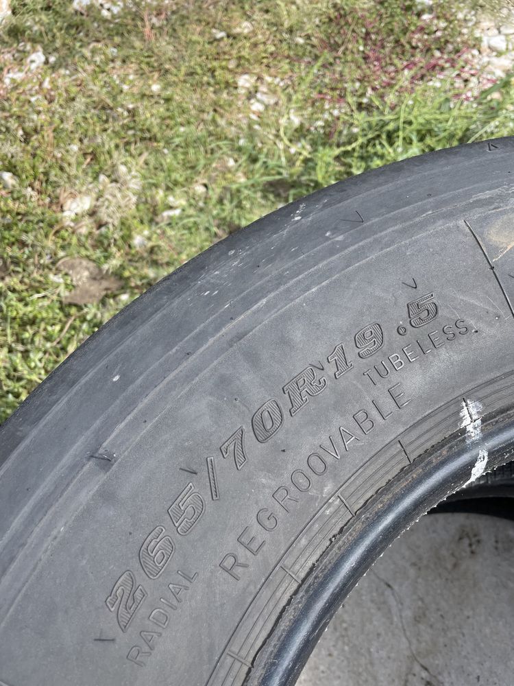 265/70/19.5 DUNLOP 2бр. 7-8мм