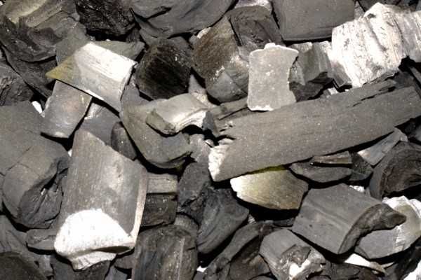 Pista ko'mir  1 chi qo'l 7500 som kg
