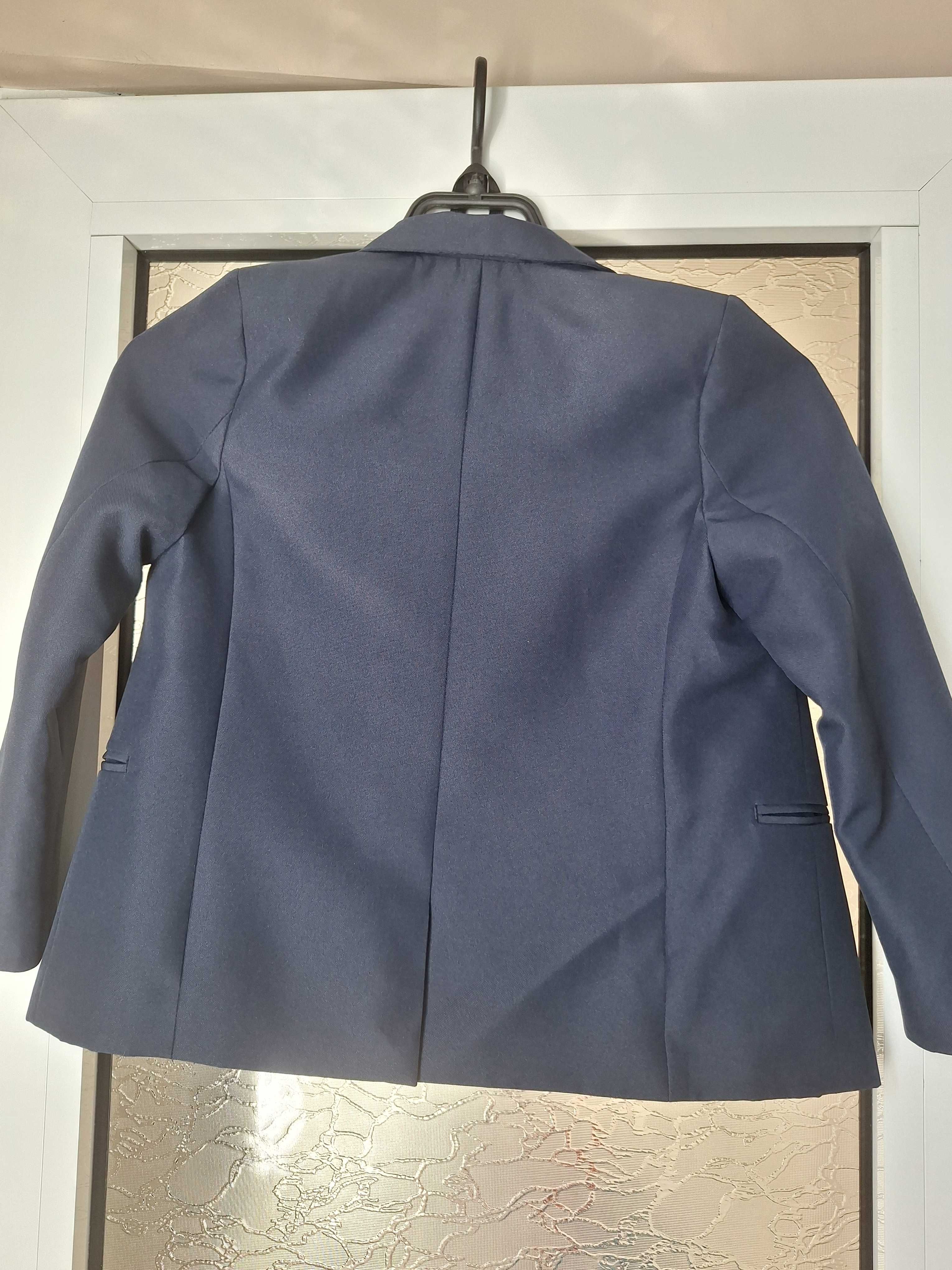 Тъмносиньо детско сако от H&M, 6-7 г.