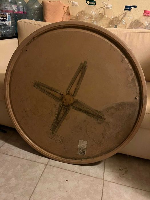 маси верзалитни с метални крака