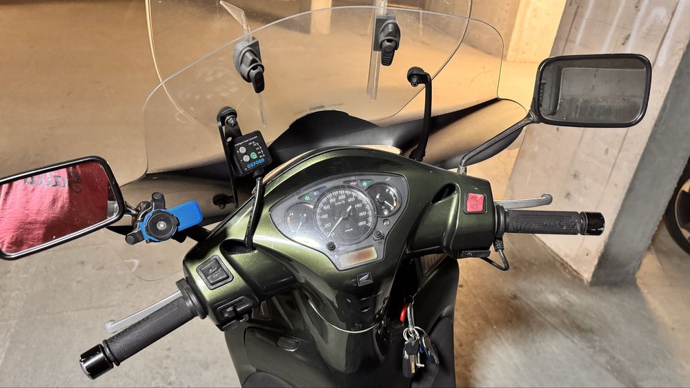 Honda SH300i ABS 2010 – Întreținut exemplar, pregătit de drum!