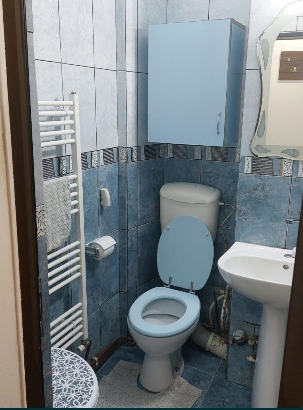 Inchiriez ap. 2 camere, centrala, et. 2, Trivale