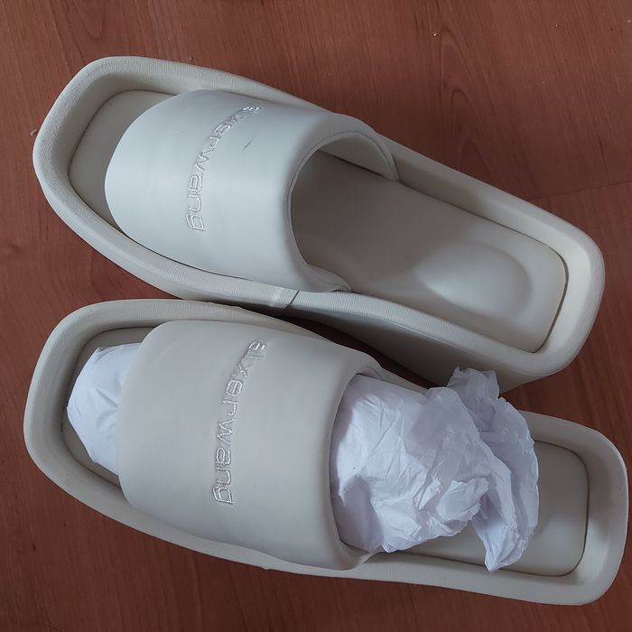 Шлепанцы летние тапочки