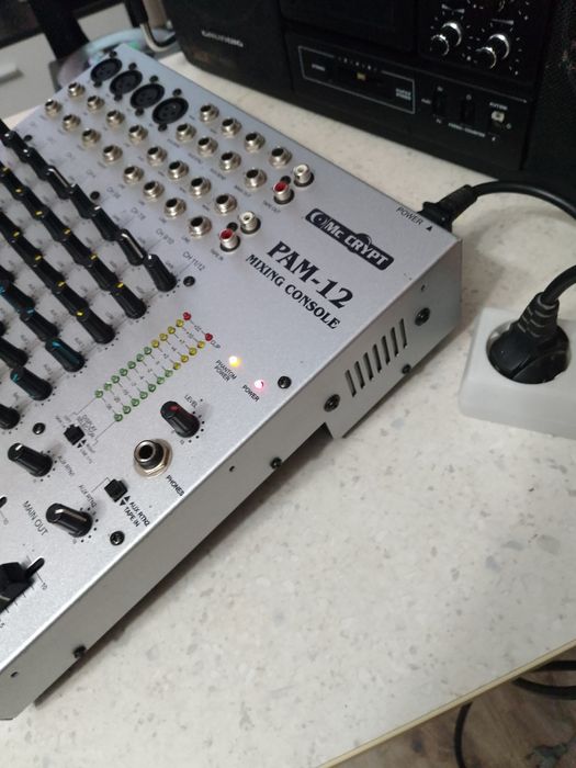 Videorecorder Sanyo made Japonia  220v și Complect