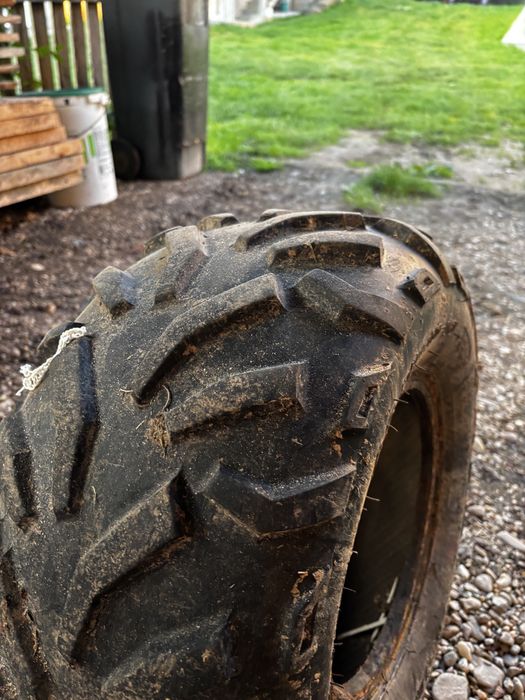 Vand cauciucuri atv spate. 22x10-10