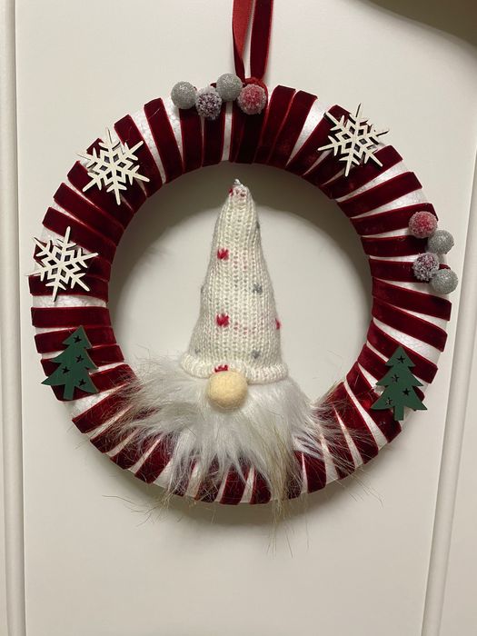 Coronita de usa pentru sarbatori