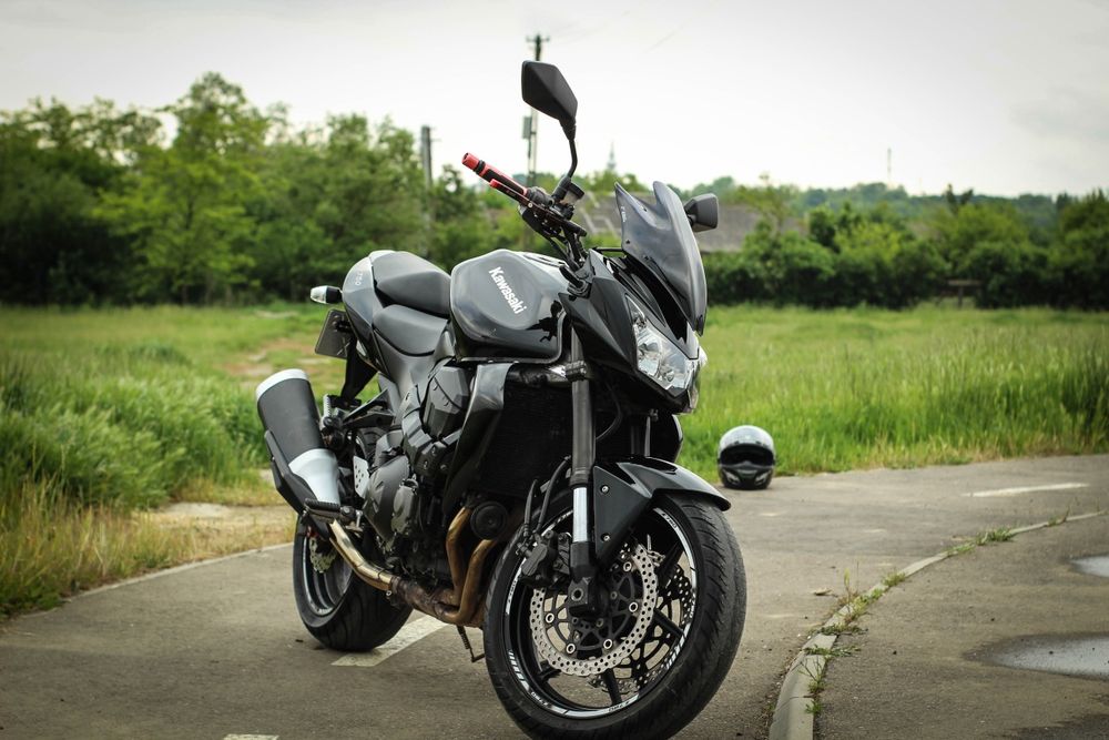 Motocicleta Kawasaki Z750 Naked