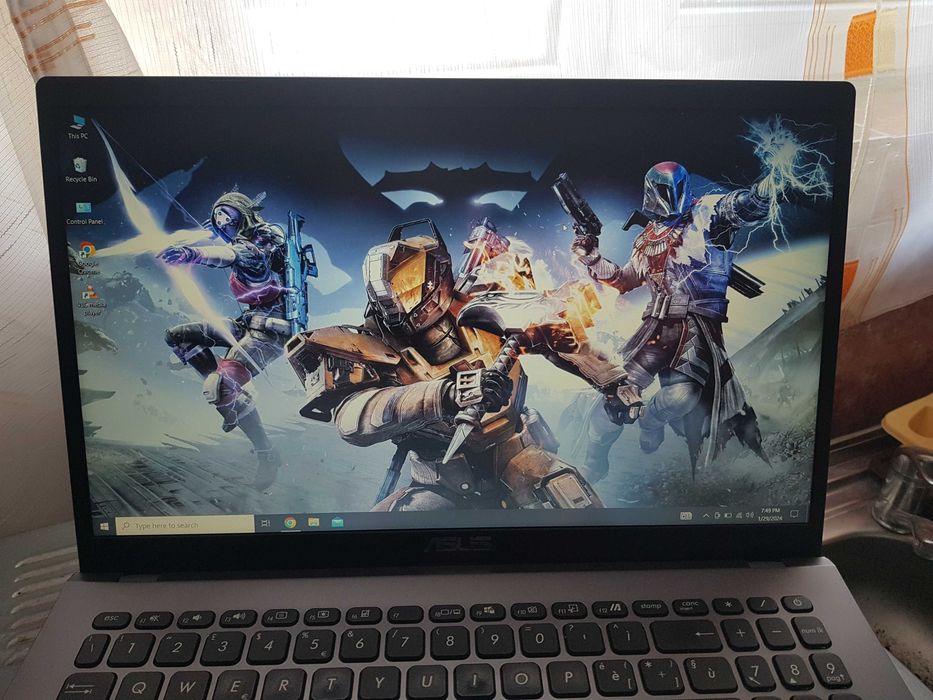 Laptop ASUS 15,6" FullHD Core i5/10th 8G.Ddr4 500G.SSD - SUPER PRET !