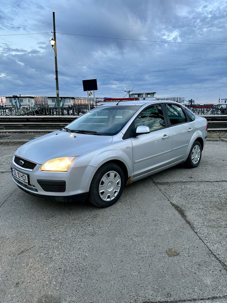 Ford Focus 1.6 benzina unic proprietar