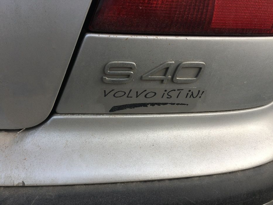 Volvo S40 Волво с40 1.8 На Части !