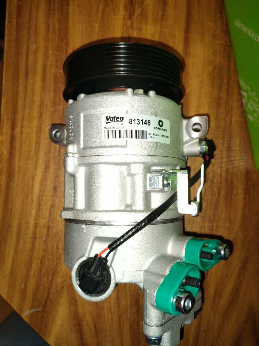 Compresor clima nou BMW E90 E91 E84 E87 2.0 benzina cod 813148