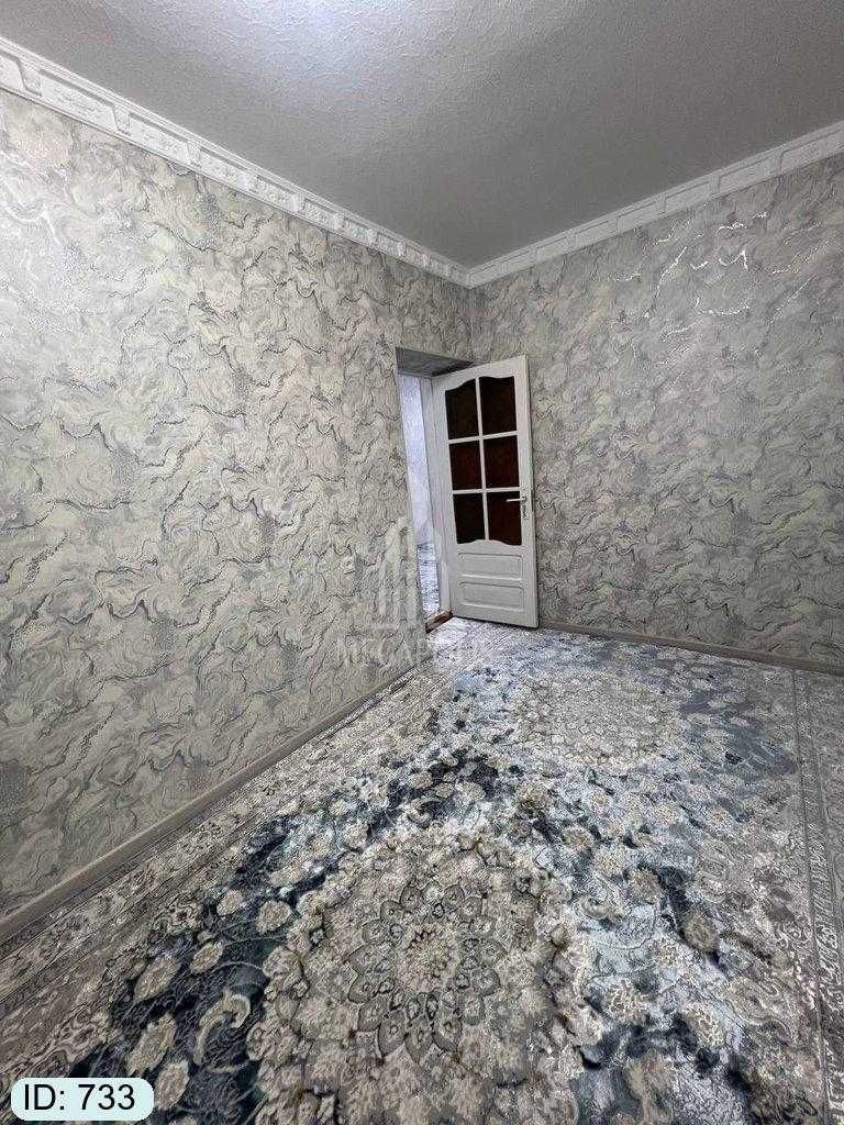 Chevar Salvatinida 4 xonali kvartira sotiladi №733