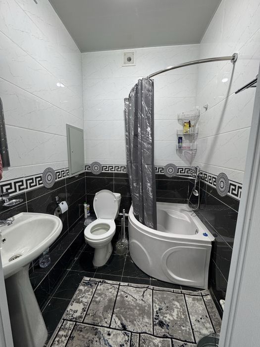 Yangi 3 xonali uy ijaraga.