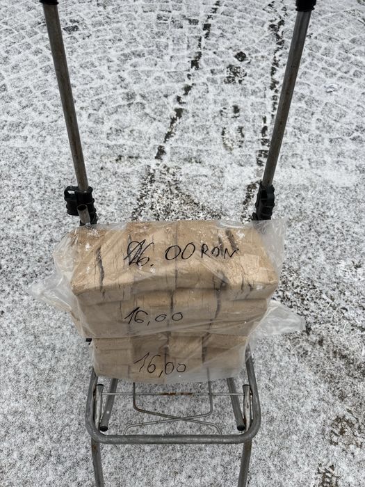 Set 12 buc brigheti/peleti pentru foc