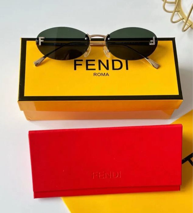 Ochelari de soare Fendi