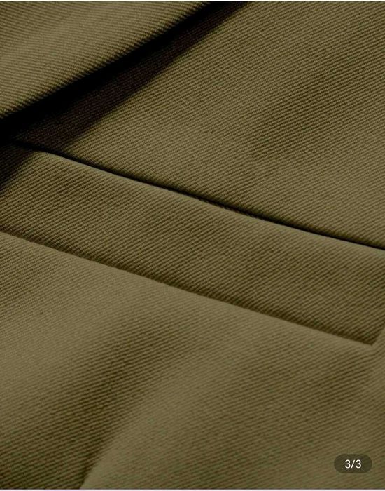 Vând Costum Kaki Bărbați