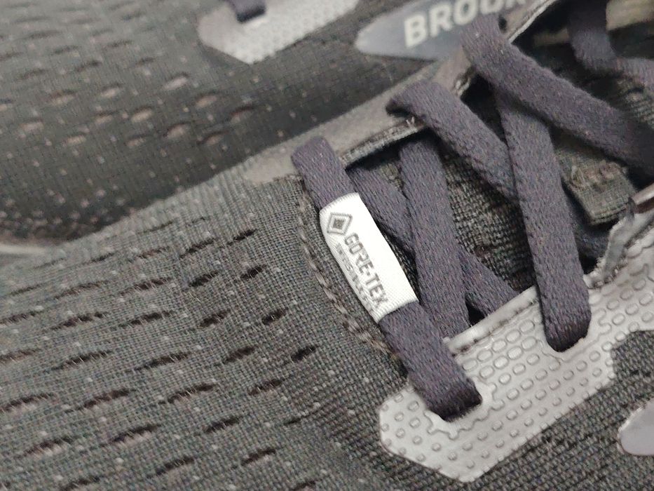 Adidași brooks ghost 16 gore-tex