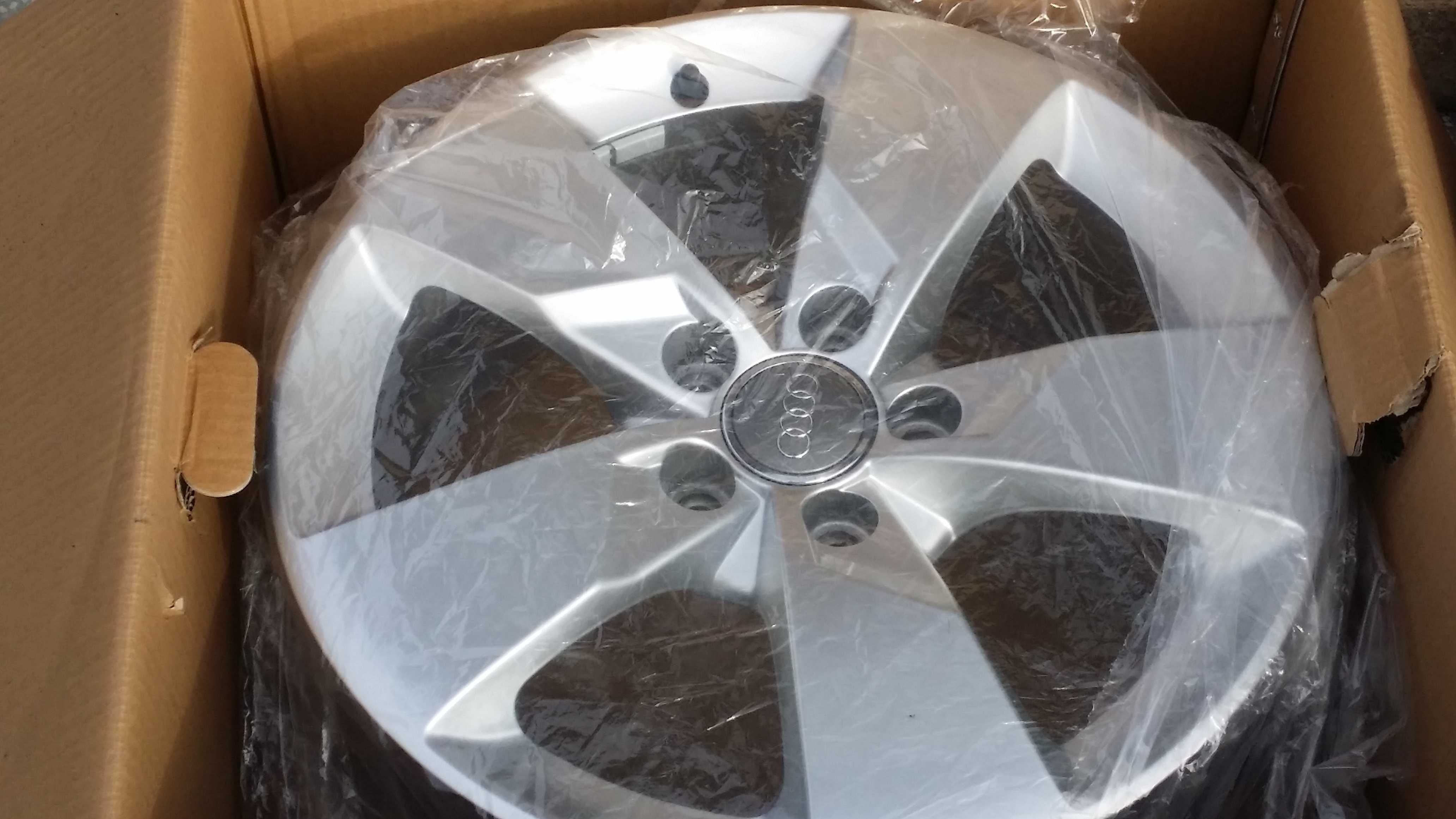 Оригинални нови лети джанти от Audi TT 5х112, 7J x 17H2 ET47.