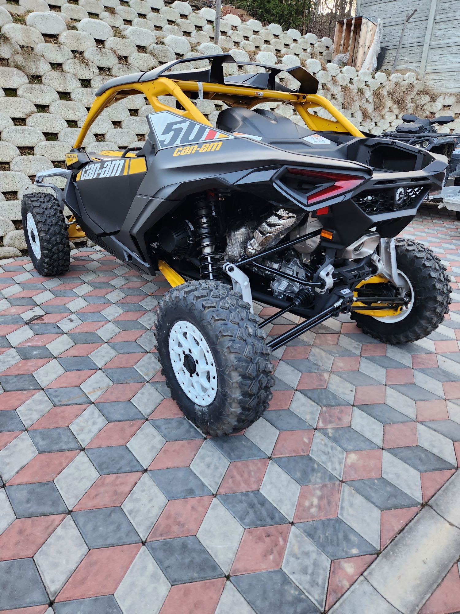 SSV Can-am Maverick R XRS SAS 240cp 2024 INMATRICULABIL