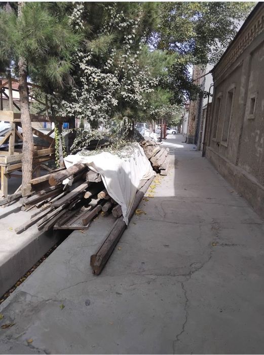 Тахта ва бололлар сотилади,