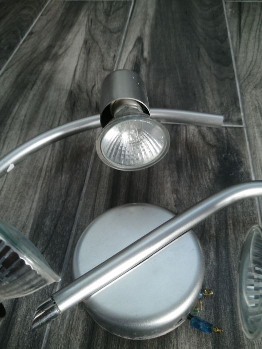 Lustre pentru camera