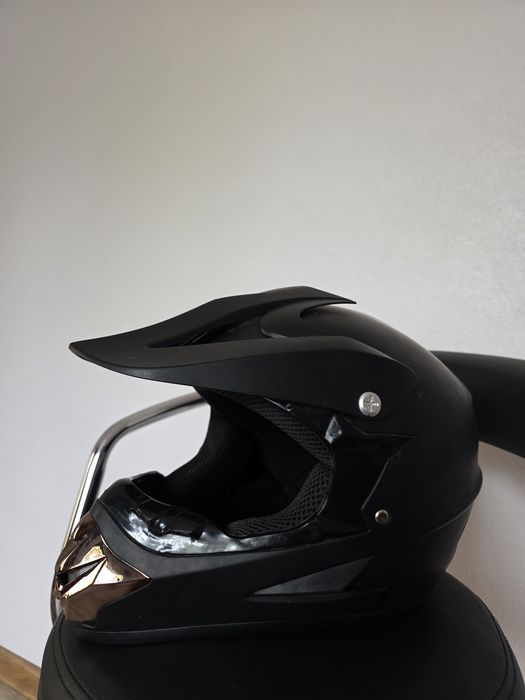 Cască  Moto Tip Cross / Enduro ~ Neagră  mată design agresiv
