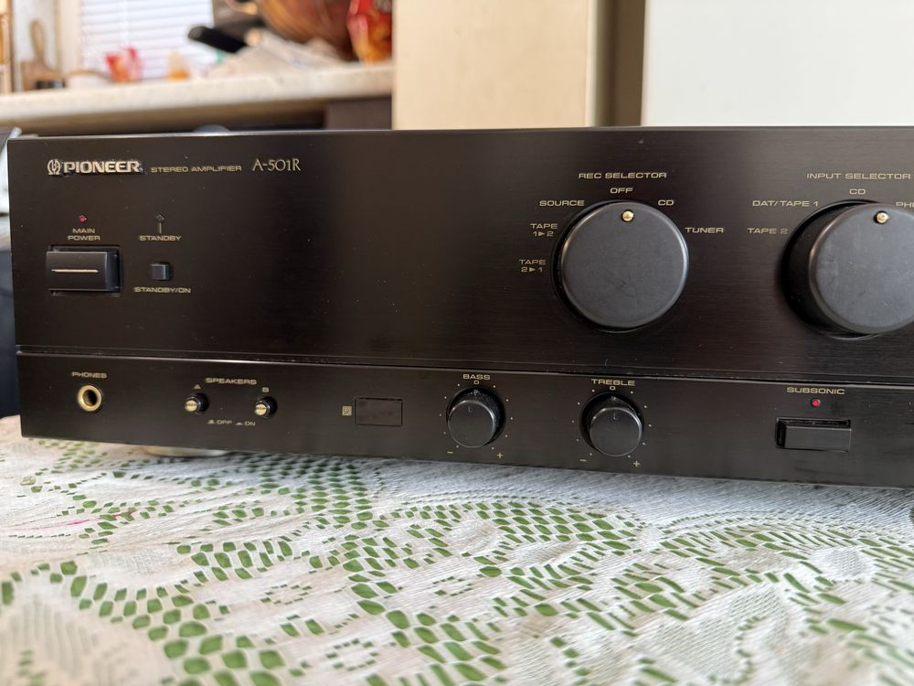 Pioneer A-501 стерео усилвател