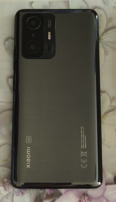 Продавам Телефон Xiaomi 11t