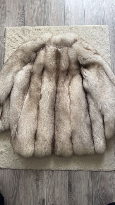 Blanuri de vulpe argintie si vulpe roscata