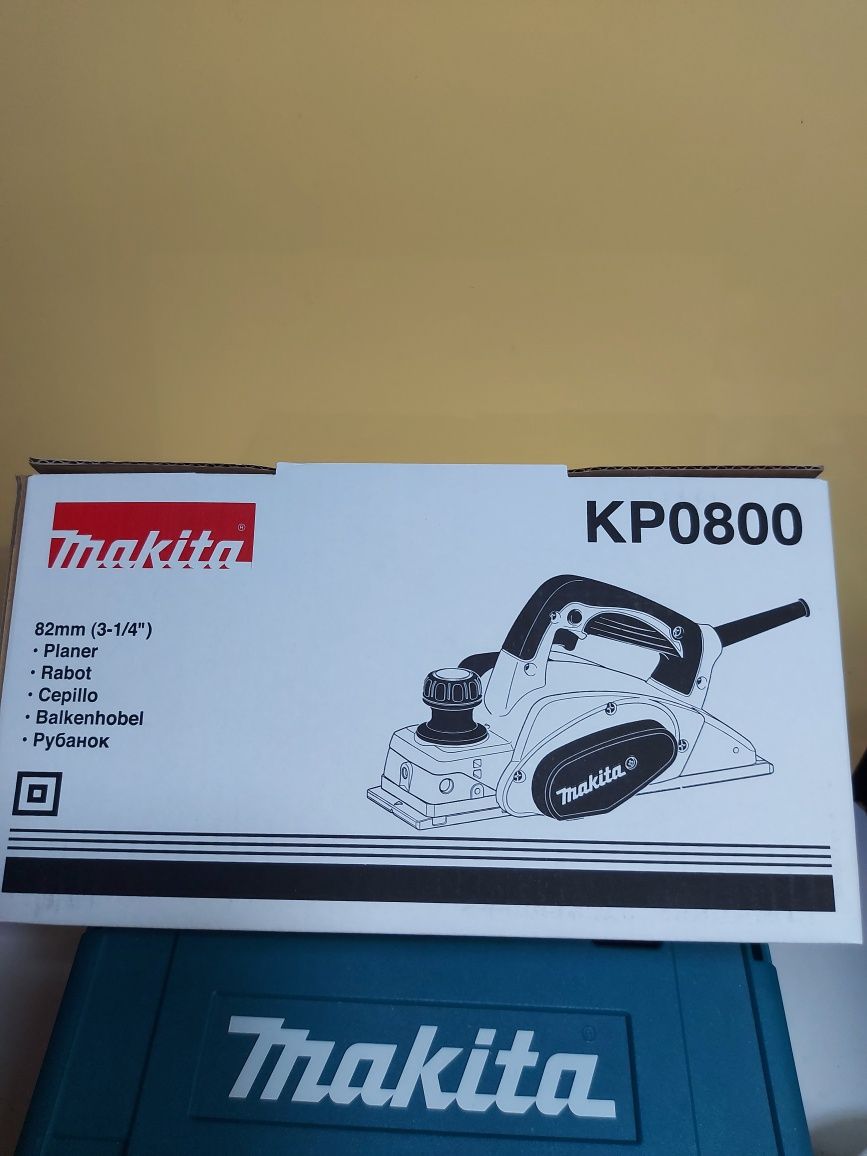 Ново електрическо ренде Makita KP0800