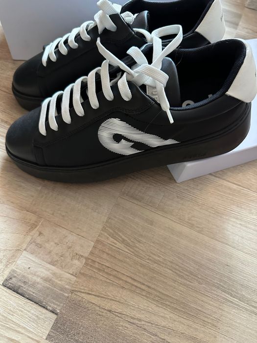 Кожени кецове Furla