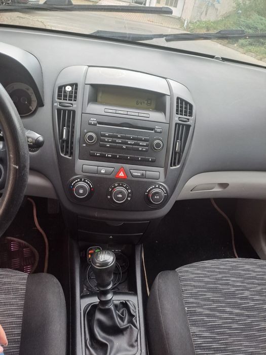 Vand kia ceed coupe 2008, motor 1.4, 110 cp,benzina,