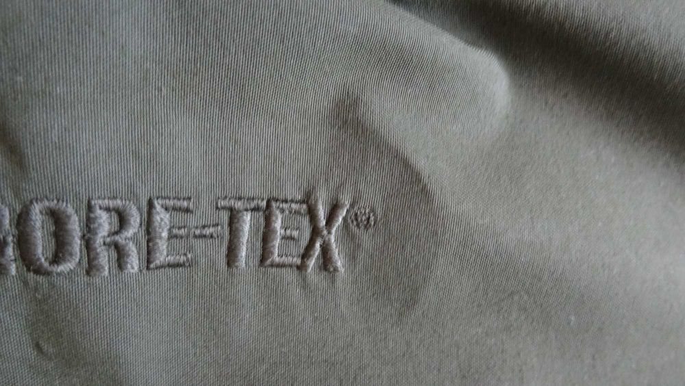 norrona XXL яке и XL панталон модел vassfaret gore tex GTX