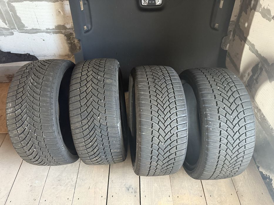 4 x Anvelope Iarna Bridgestone Blizzark 225/40/18 Dot 2021