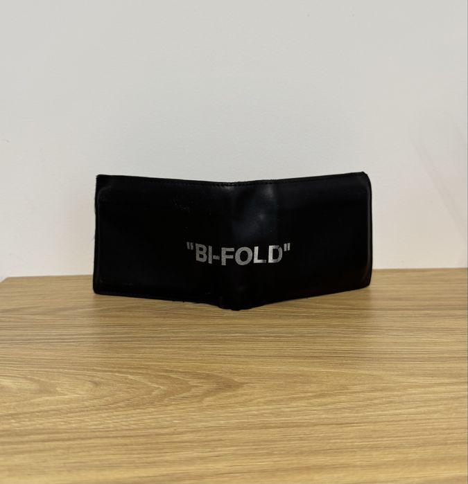 Portofel Off White Bi Fold