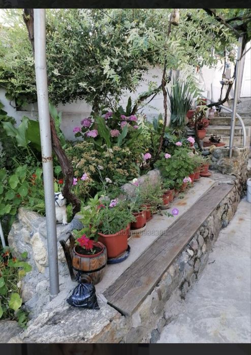 Къща с панорамна гледка