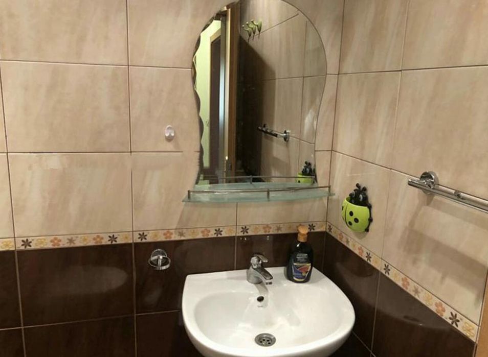 Дава се под наем Тристаен апартамент в София, Хиподрума - 86 кв.м за 650 € - Снимка #8