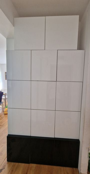 Mobila alb-negru modulara mdf livingMobilier modern format din cuburi