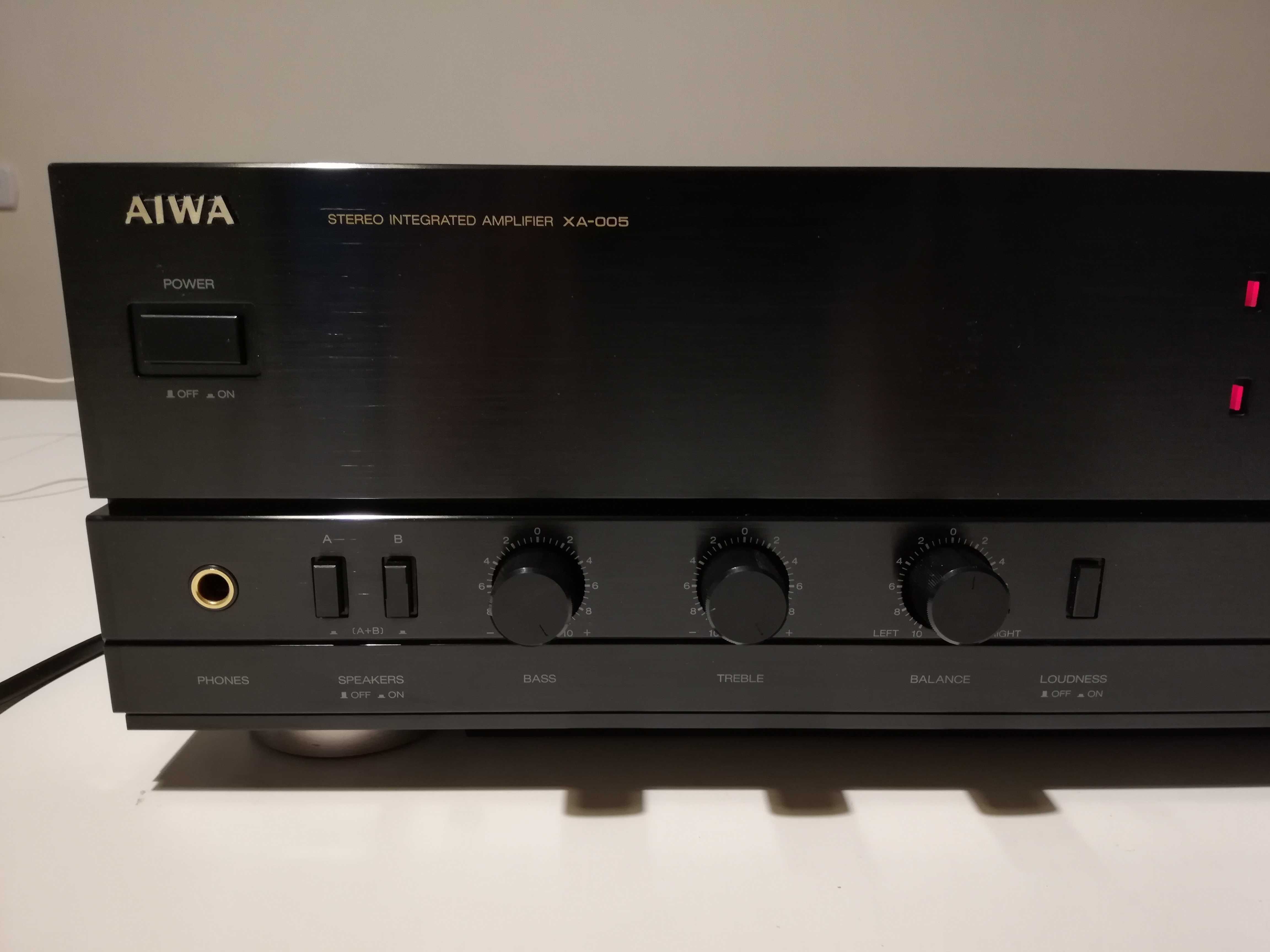 Amplificator AIWA model XA-005Z - Impecabil/ca Nou