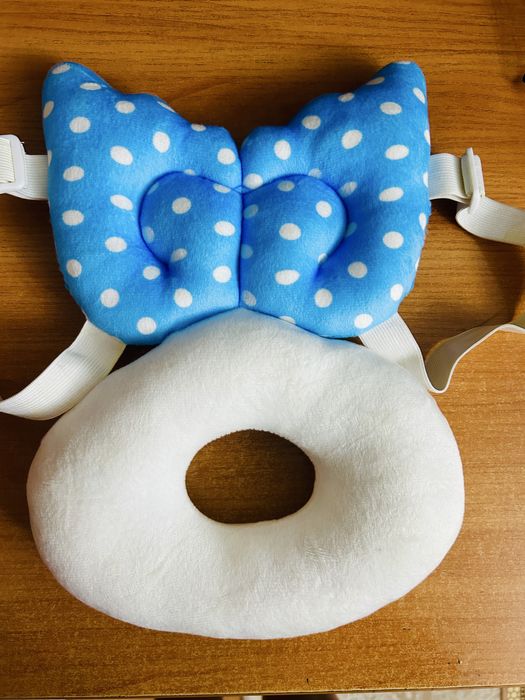 Подушка детская противоударная новая