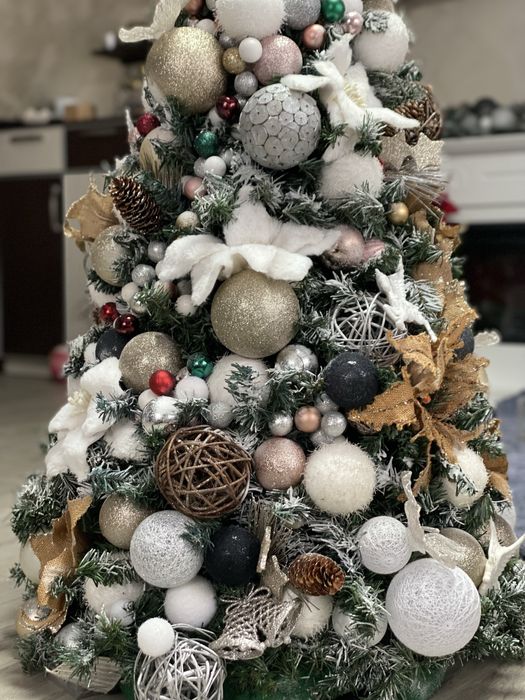 Vand brad artifial impodobit