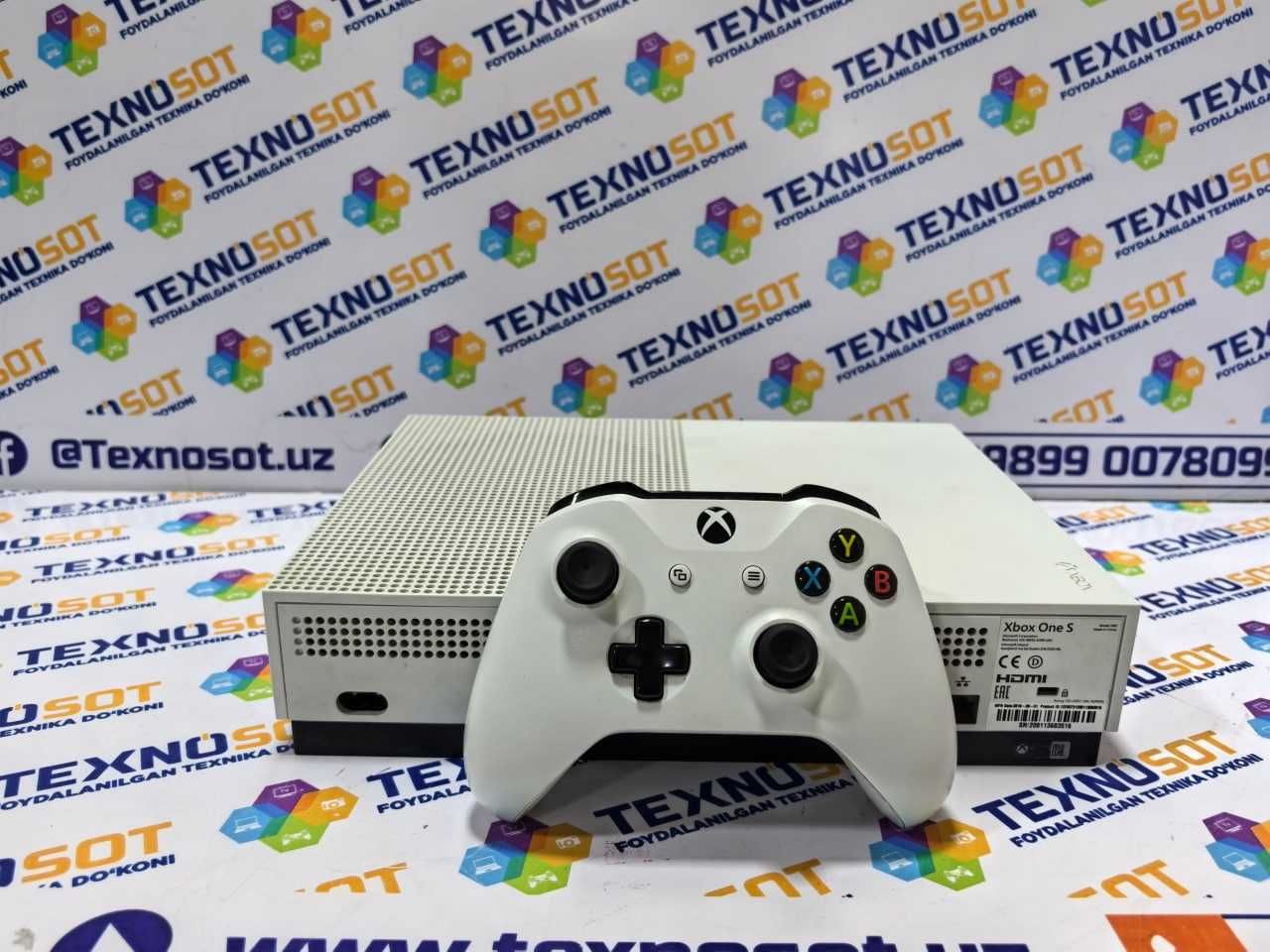 Продается игровая приставка Xbox one-s
