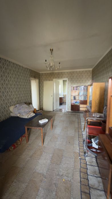 Продается 2/4/5 в центре