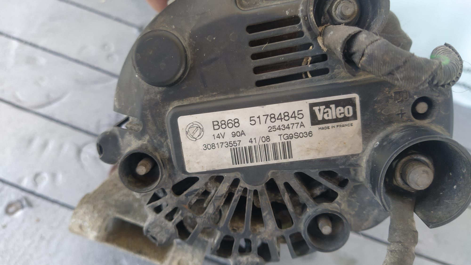 Alternator fiat,alfa,opel 1.3 jtd
250 lei
Alternator Renault 1.5 dci