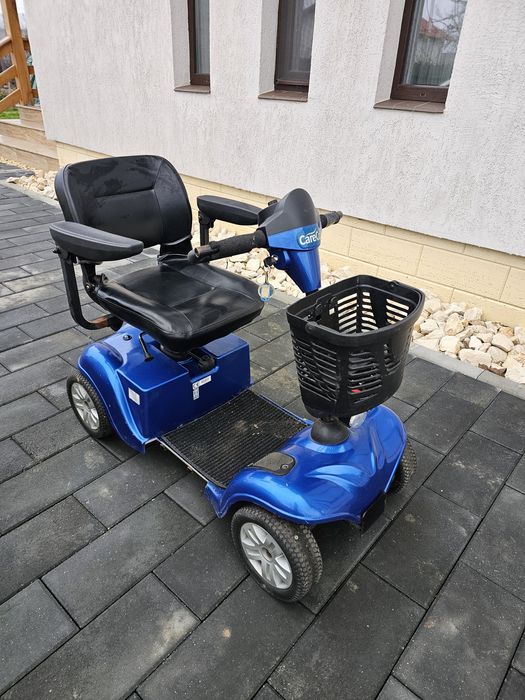 Scuter carut scaun electric carucior persoane dizabilitati  in varsta