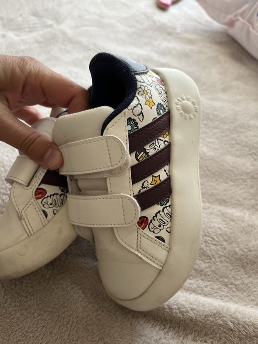 Маратонки Adidas 25 номер