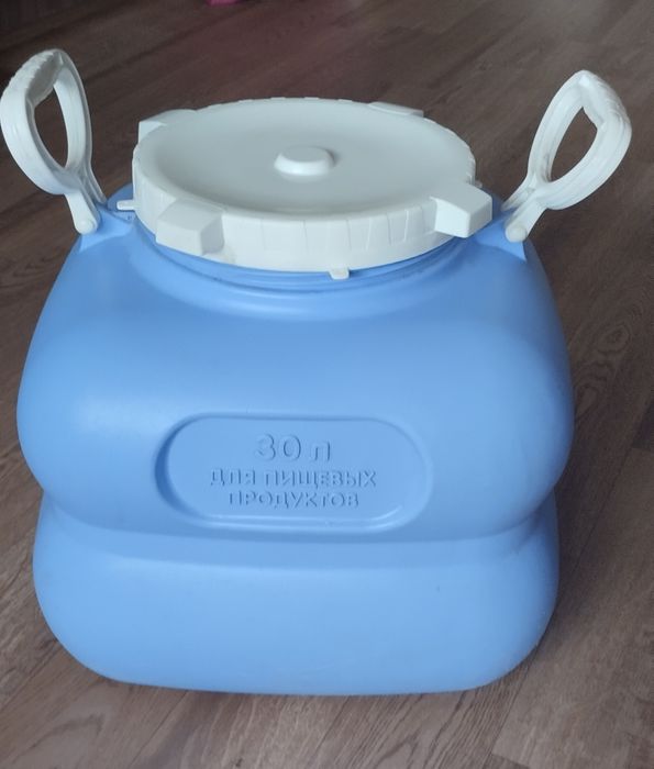 Бак, ёмкость для пищевых продуктов