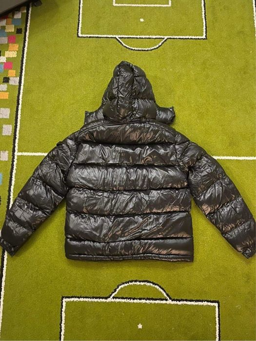 Яке Moncler  NFC