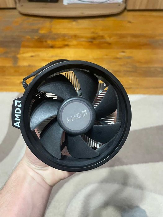 Ryzen 5 1600 процесор + стоково охлаждане